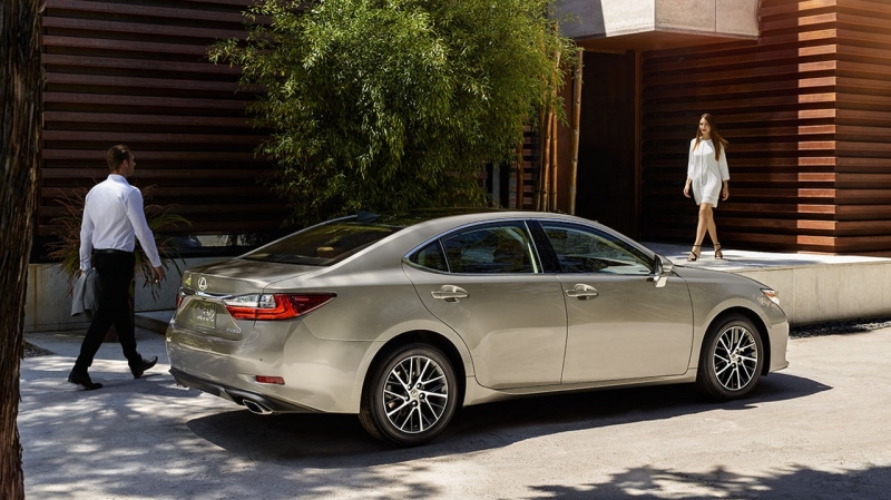 lexus_es-0017