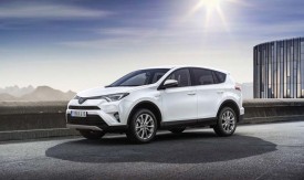 25_rav4_hybrid_37_sept2015