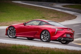 2016_lexus_lc_500_011