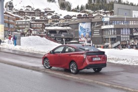 toyota_prius_hybrid_red_5965