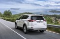 large_rav4_hybrid_06_sept2015