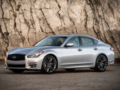 infiniti_q70