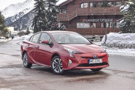 toyota_prius_hybrid_red_5970