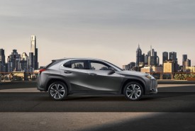 Nowy Lexus UX – jak pozycjonuje się w gamie? 