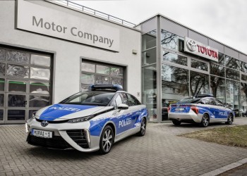 Toyota Mirai na patrolu w Berlinie