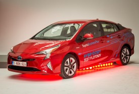  Toyota uruchomiła program testów flotowych nowego Priusa 