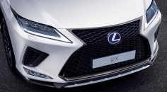 Trzy dekad Lexusa: bezpieczeństwo i nowe technologie