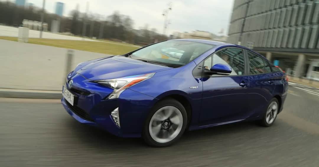 Ile pali Toyota Prius? Sprawdź, jak zaoszczędzić na paliwie